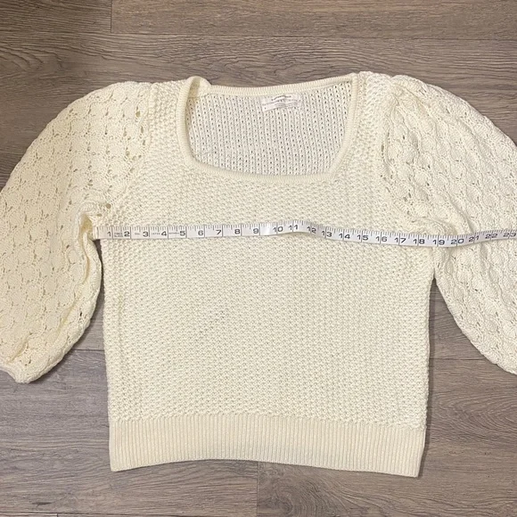 ANTHROPOLOGIE Cream Women's knit Top - Picture 3 of 11